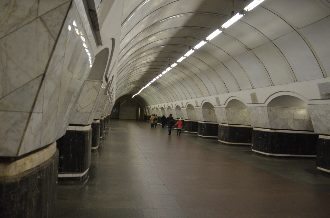 Couloirs du métro de Kiev. Photo : Gérard Wormser