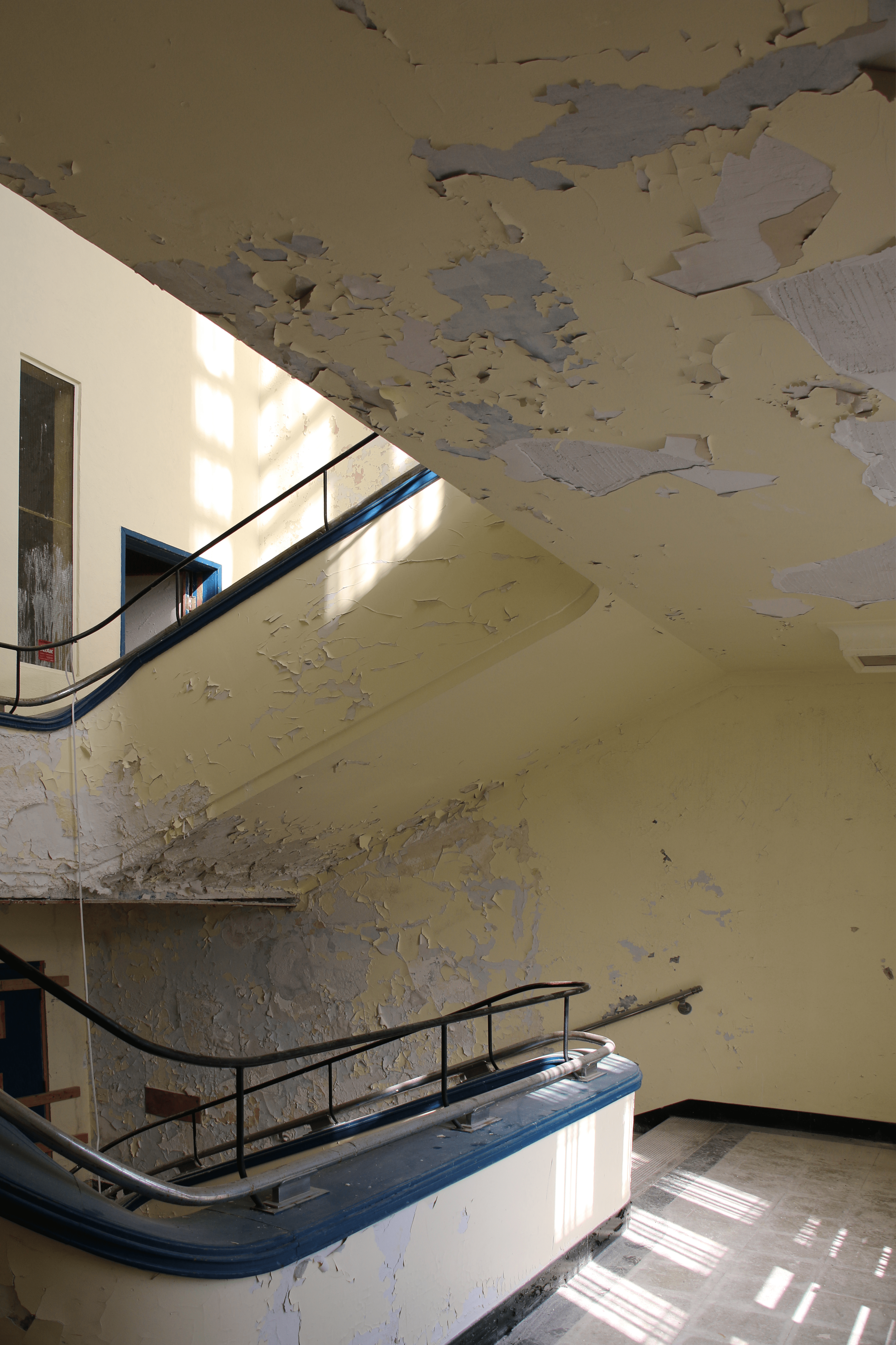 Cage d’escalier du Community center, 2019, photo de l’auteur.