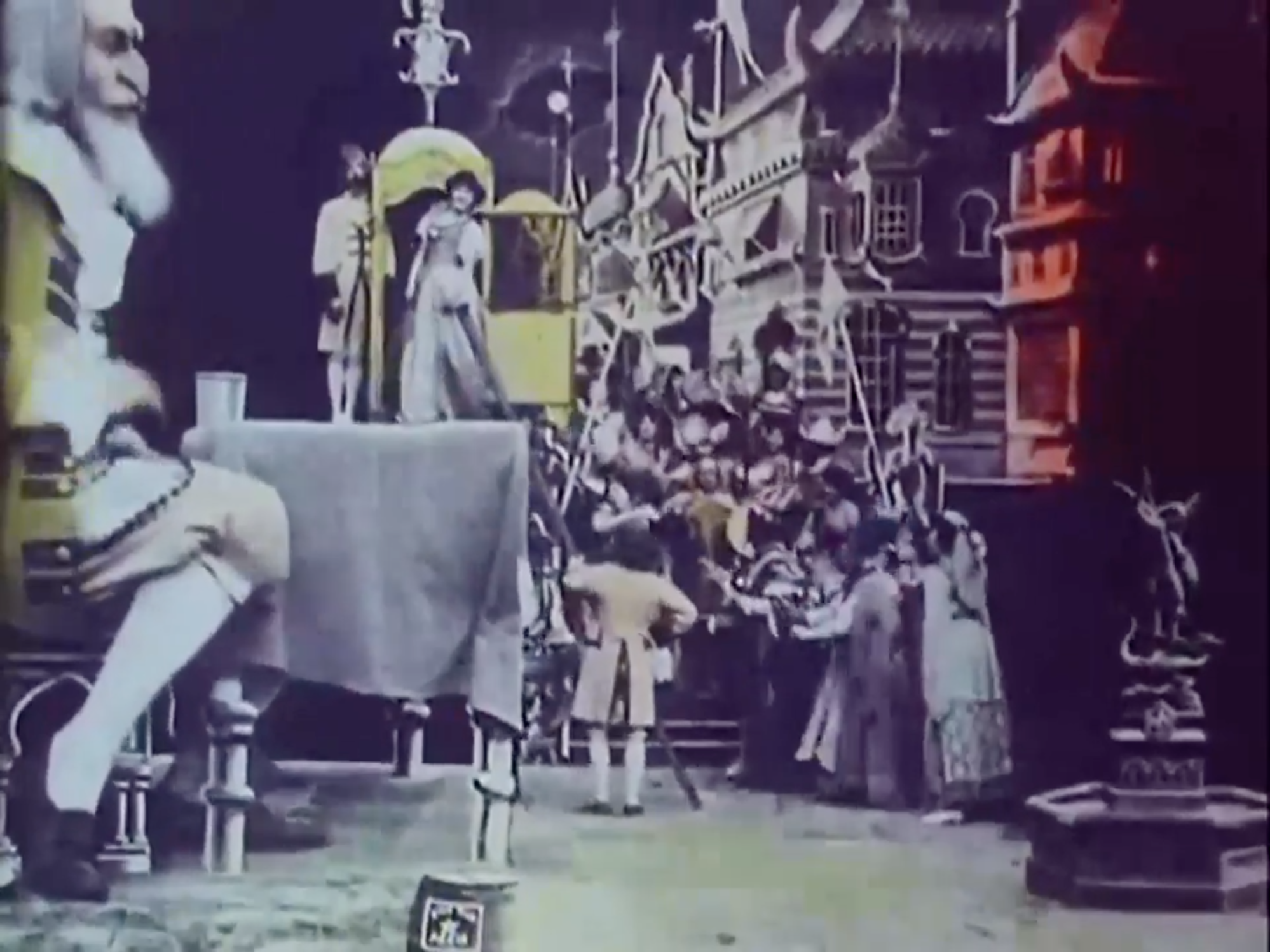 Le Voyage de Gulliver à Lilliput et chez les Géants (Georges Méliès, 1902). Capture d’écran d’une copie du film colorisée au pochoir disponible en ligne.