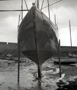 Mouillage, dans le vieux port de Roscoff vers 1981. Photo : J. Cosson